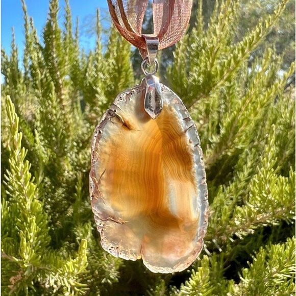 Genuine Geode Slab Necklace Brown & Cream 16" - 18" - Picture 5 of 11